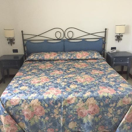 Hotel Terra Di Gallura Budoni Extérieur photo
