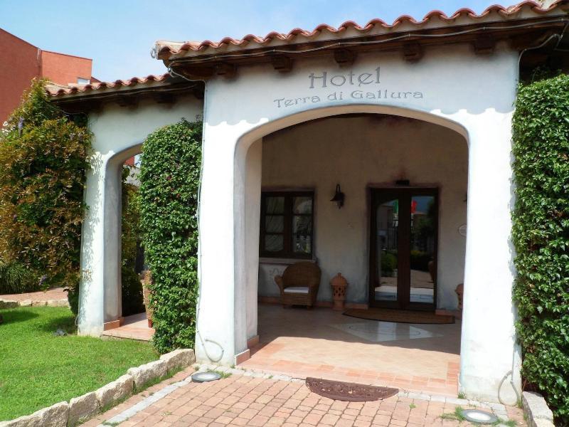 Hotel Terra Di Gallura Budoni Extérieur photo