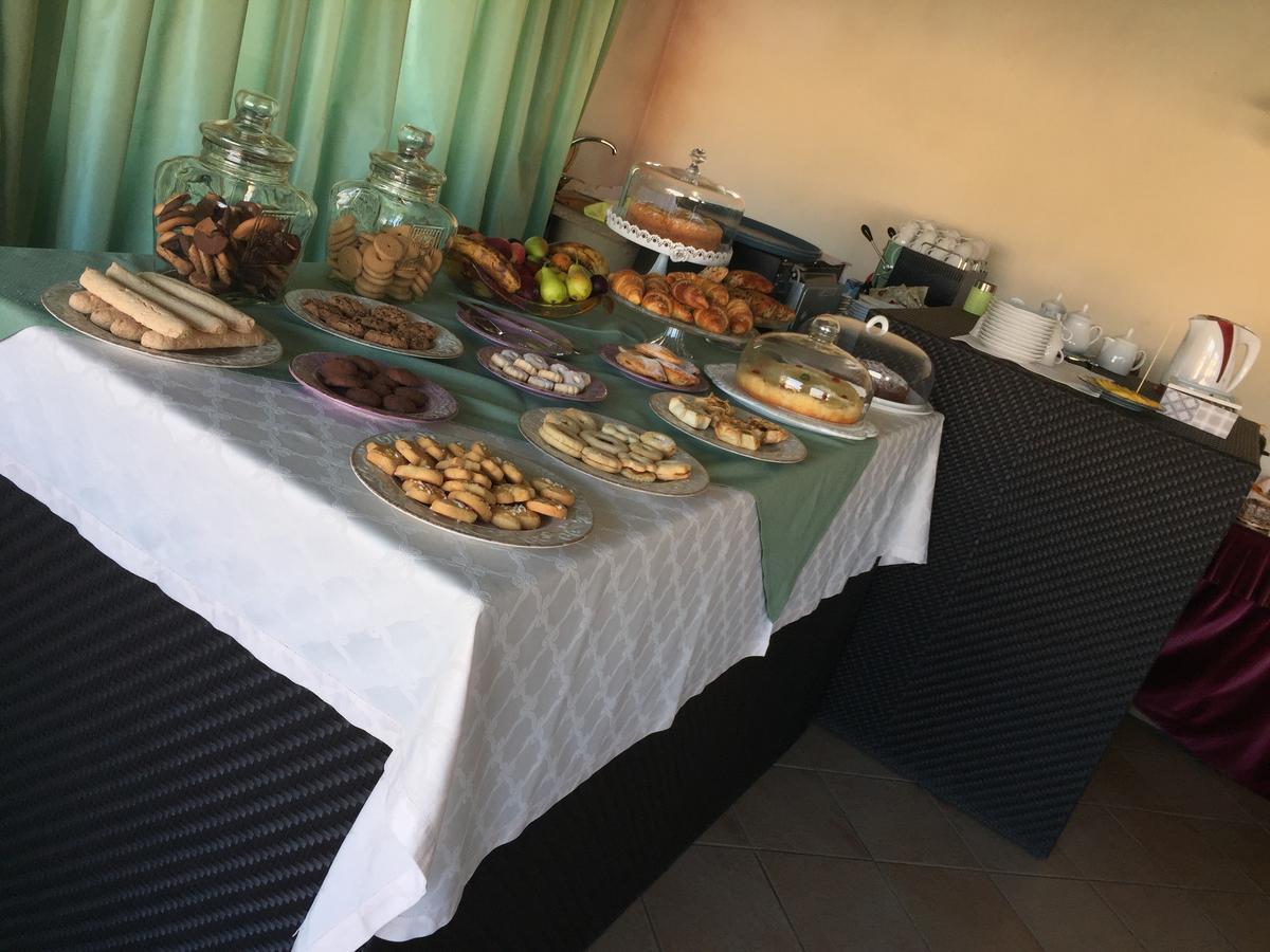 Hotel Terra Di Gallura Budoni Extérieur photo
